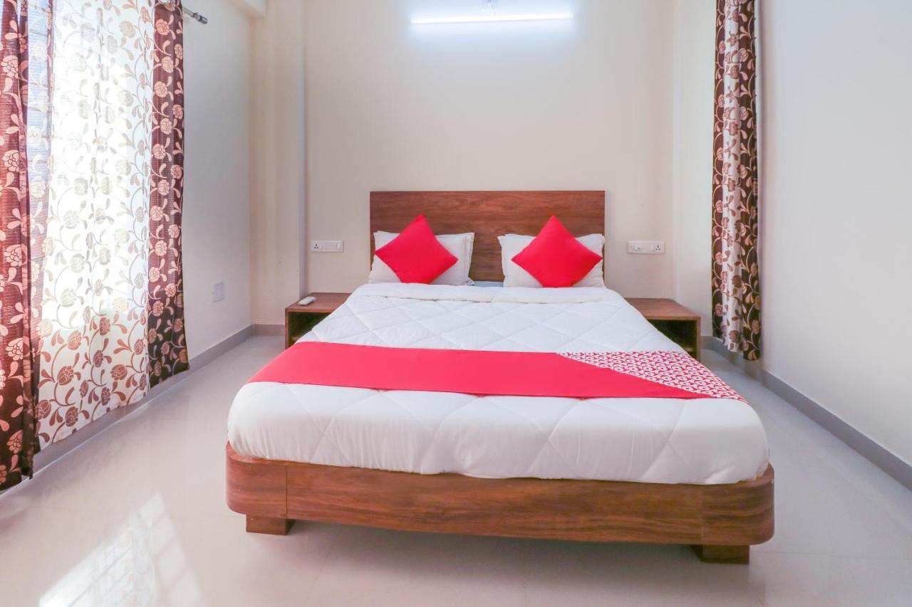Oyo 63903 Hotel Shree Ram Villa Dwarka  Room photo